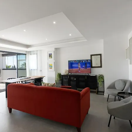 Appart hôtel Hills 2*
