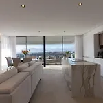 Hills Aparthotel